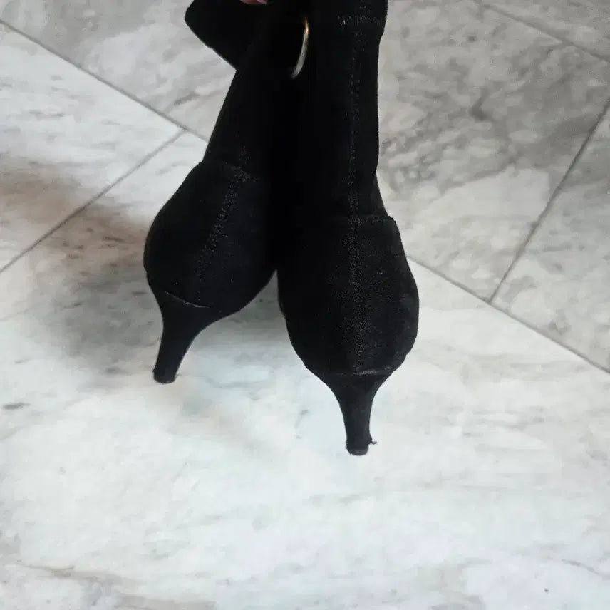 [BUNJANG] Black Suede Ankle Boots / 블랙 스웨이드 앵클 부츠