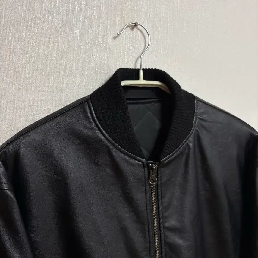 [SOLD OUT] J.PRESS : 비건레더 자켓 (블랙 / M)