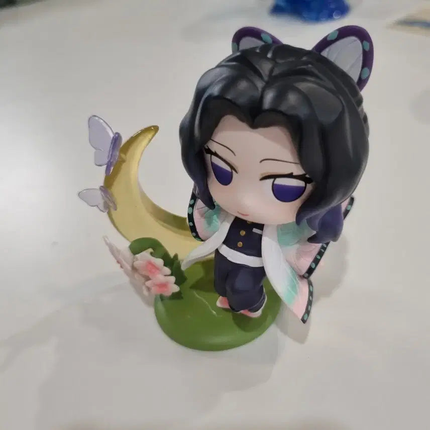 [BUNJANG] Popmart Shinobu Figure / 귀멸의 칼날 시노부  팝마트 피규어