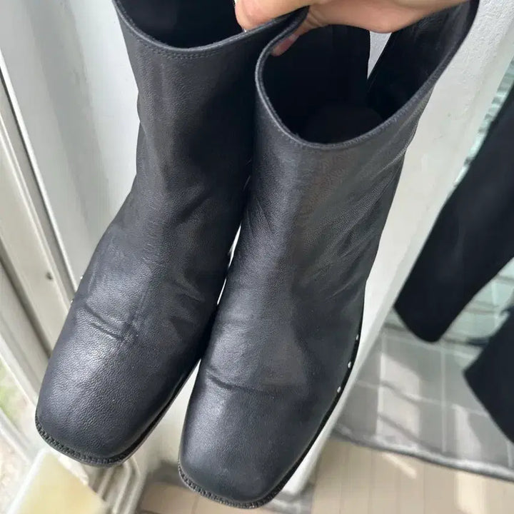 [SOLD OUT] 라벨아카이브 스터드 부츠 280