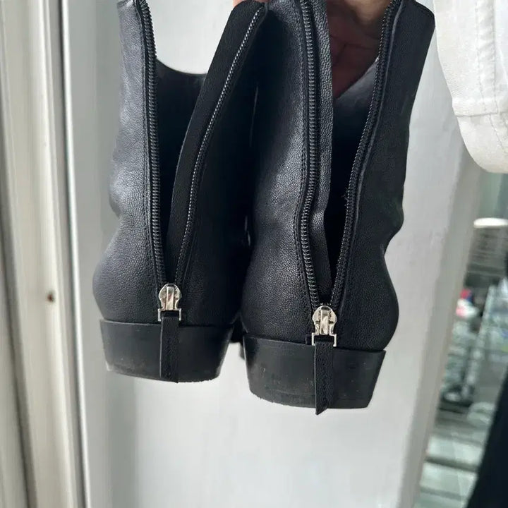 [SOLD OUT] 라벨아카이브 스터드 부츠 280