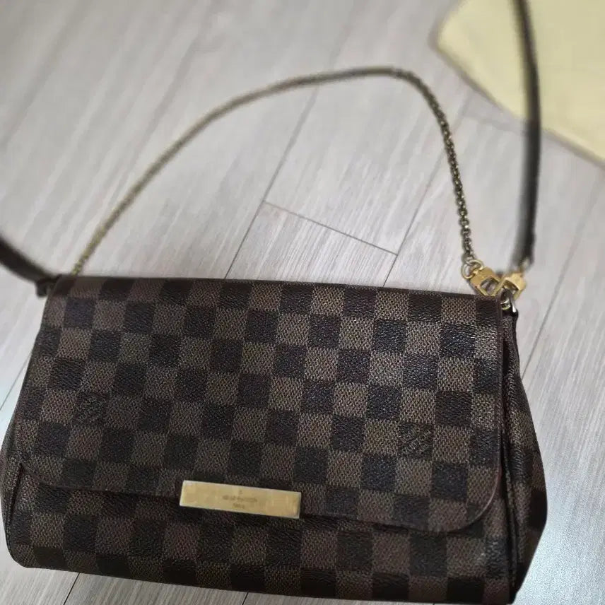 [BUNJANG] Louis Vuitton Damier Favorite MM Bag / 루이비통 다미에페이보릿 mm