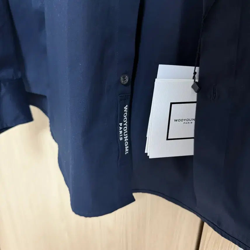 [BUNJANG] Wooyoungmi Cotton Back Logo Shirt Navy / [52] 25F/W 우영미 코튼 백로고 셔츠 네이비 새상품