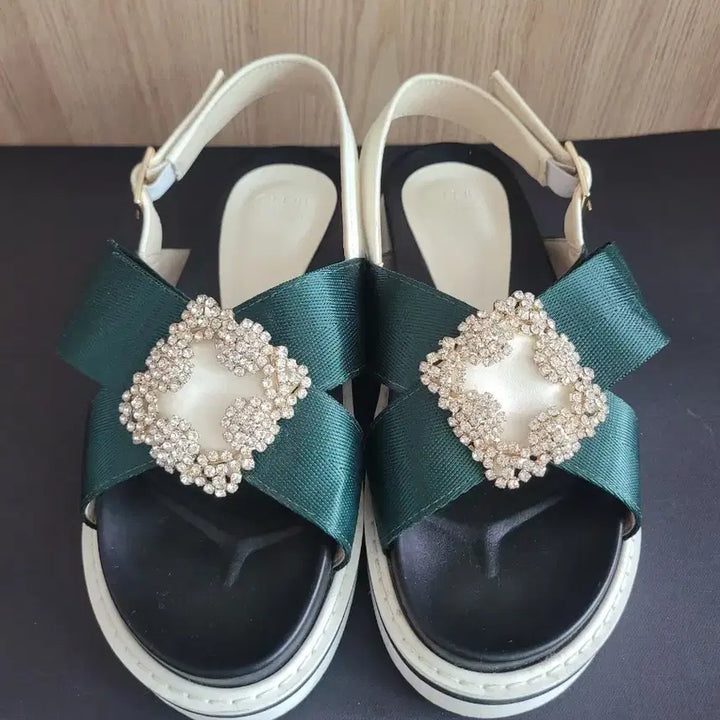 [BUNJANG] Clip Sandals with Cubic Ribbon for Women 230 / 클립샌들 큐빅 리본 샌들 230