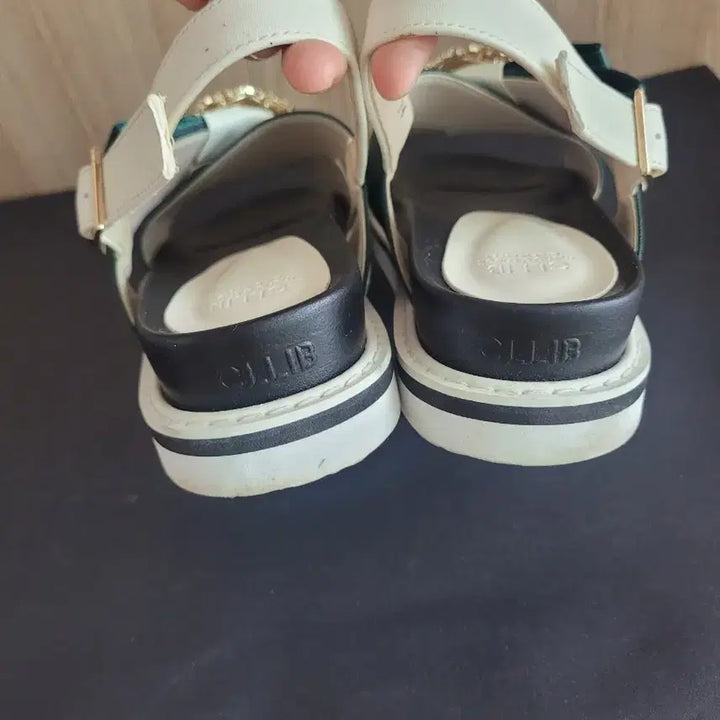 [BUNJANG] Clip Sandals with Cubic Ribbon for Women 230 / 클립샌들 큐빅 리본 샌들 230