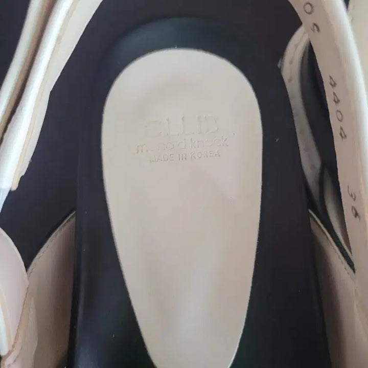 [BUNJANG] Clip Sandals with Cubic Ribbon for Women 230 / 클립샌들 큐빅 리본 샌들 230