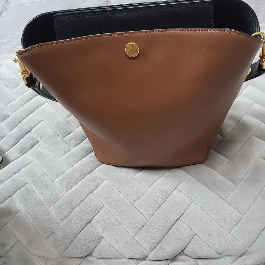 [BUNJANG] Beanpole Brown Cross Bag / 빈폴가방