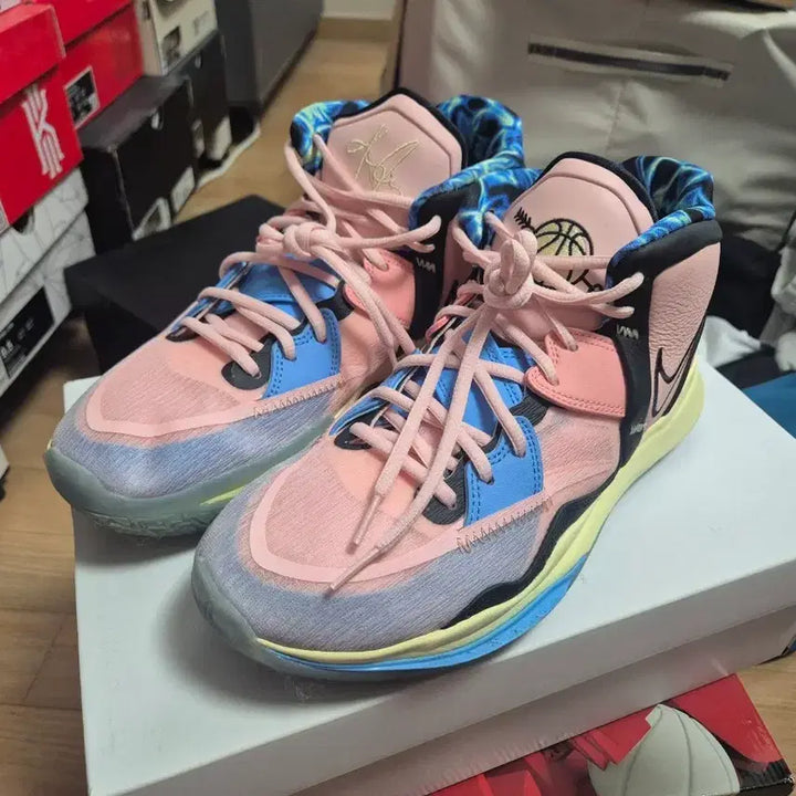 [BUNJANG] Kyrie Infinity Valentine 280EP Shoes / 카이리 인피니티 발렌타인 280ep