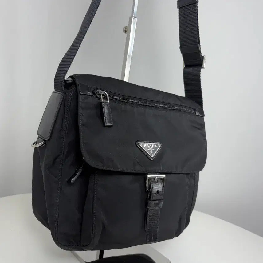 [BUNJANG] Prada Nylon Messenger Bag / 프라다 나일론 크로스백 메신저백