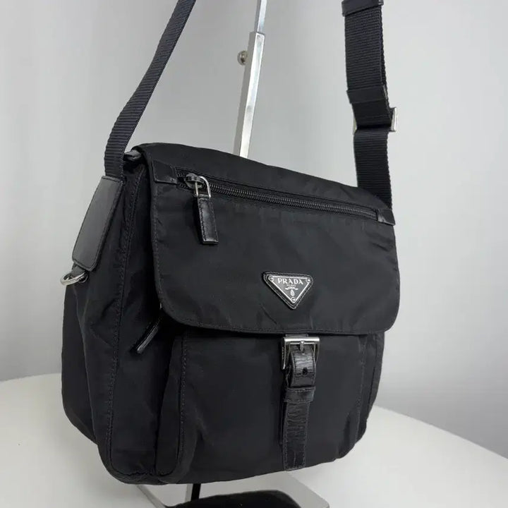 [BUNJANG] Prada Nylon Messenger Bag / 프라다 나일론 크로스백 메신저백