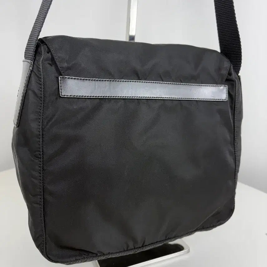 [BUNJANG] Prada Nylon Messenger Bag / 프라다 나일론 크로스백 메신저백