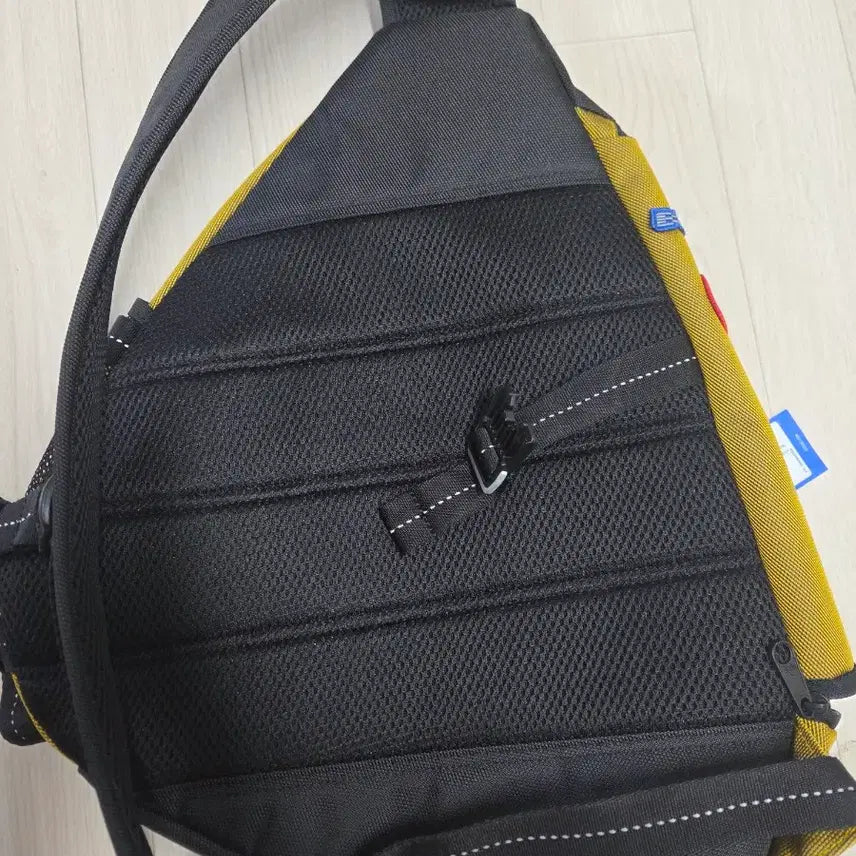 [BUNJANG] Adidas Brain Dead Sling Bag / 아디다스 브레인데드 슬링백