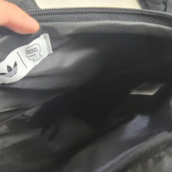 [BUNJANG] Adidas Brain Dead Sling Bag / 아디다스 브레인데드 슬링백