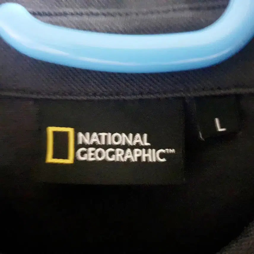 [BUNJANG] National Geographic Charcoal Color T-Shirt Size 100 / 내셔널지오그래픽 카라티