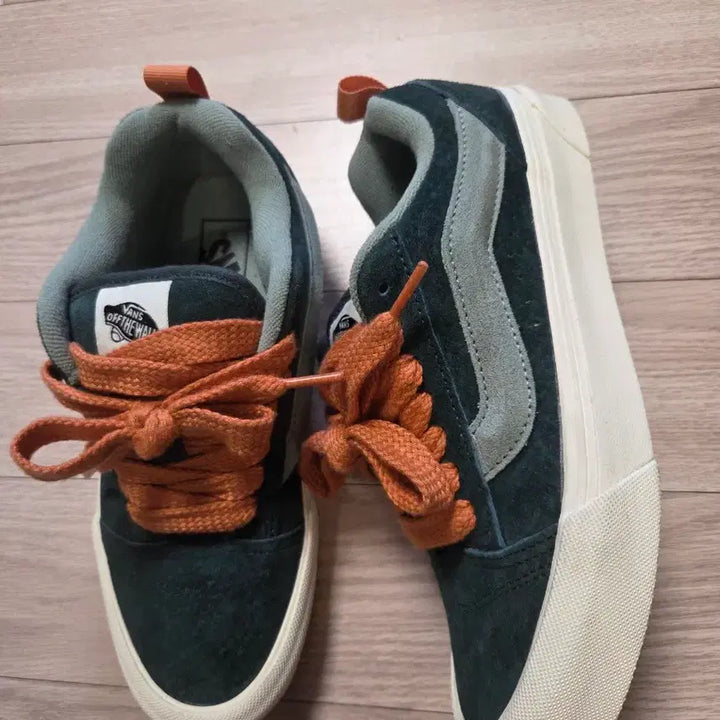 [BUNJANG] Vans Golden Hour New Skool Suede Sneakers / 반스 골든 아워 뉴 스쿨