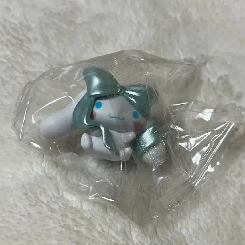 [BUNJANG] Cinnamoroll Ballet Ribbon Gacha / 시나모롤 발레 리본 가챠