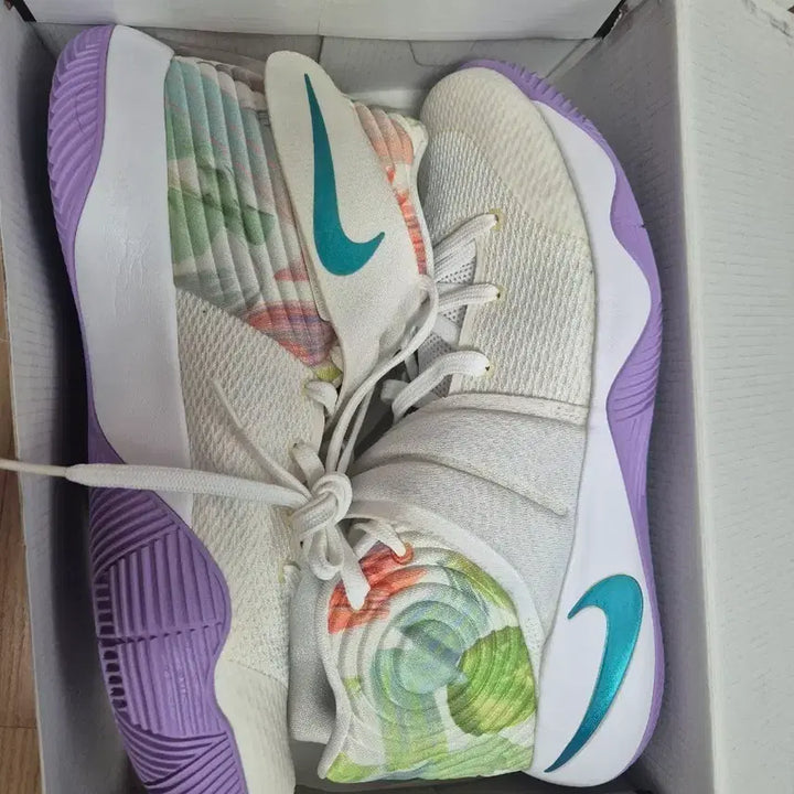 [BUNJANG] Nike Kyrie 2 Basketball Shoes Size 285 / 카이리2 285