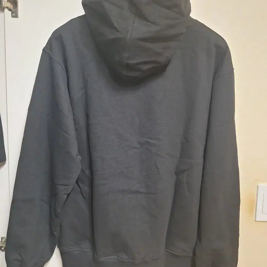 [SOLD OUT] 정품 아미 스몰 하트 블랙 후드티 새상품