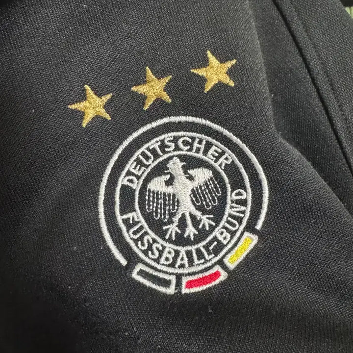 [BUNJANG] Adidas Germany National Team 3-Star Track Top / [희귀 매물]아디다스 독일 국대 별 3개 트랙탑