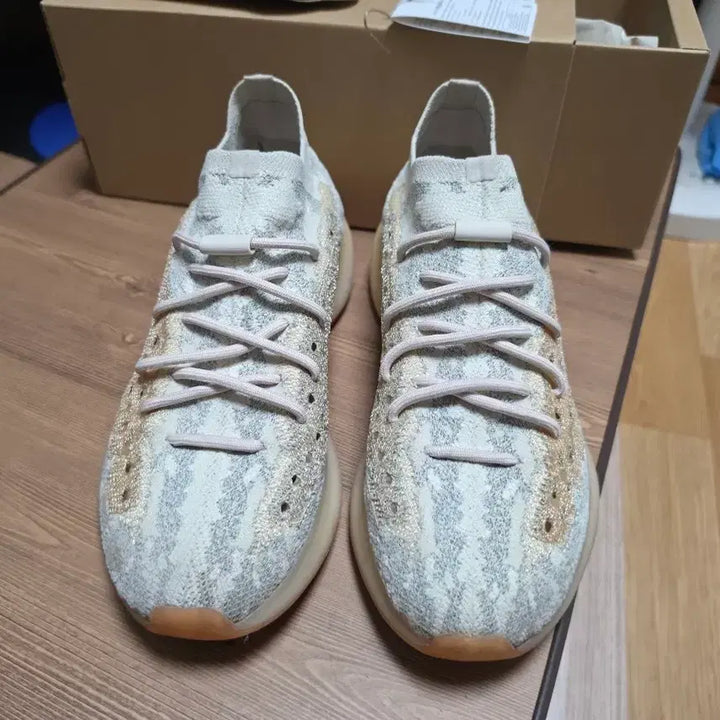 [BUNJANG] Adidas Yeezy Boost 380 Yecoraite Sneakers (Size 280) / 이지부스트 380 예코레이트 (사이즈 280) 판매