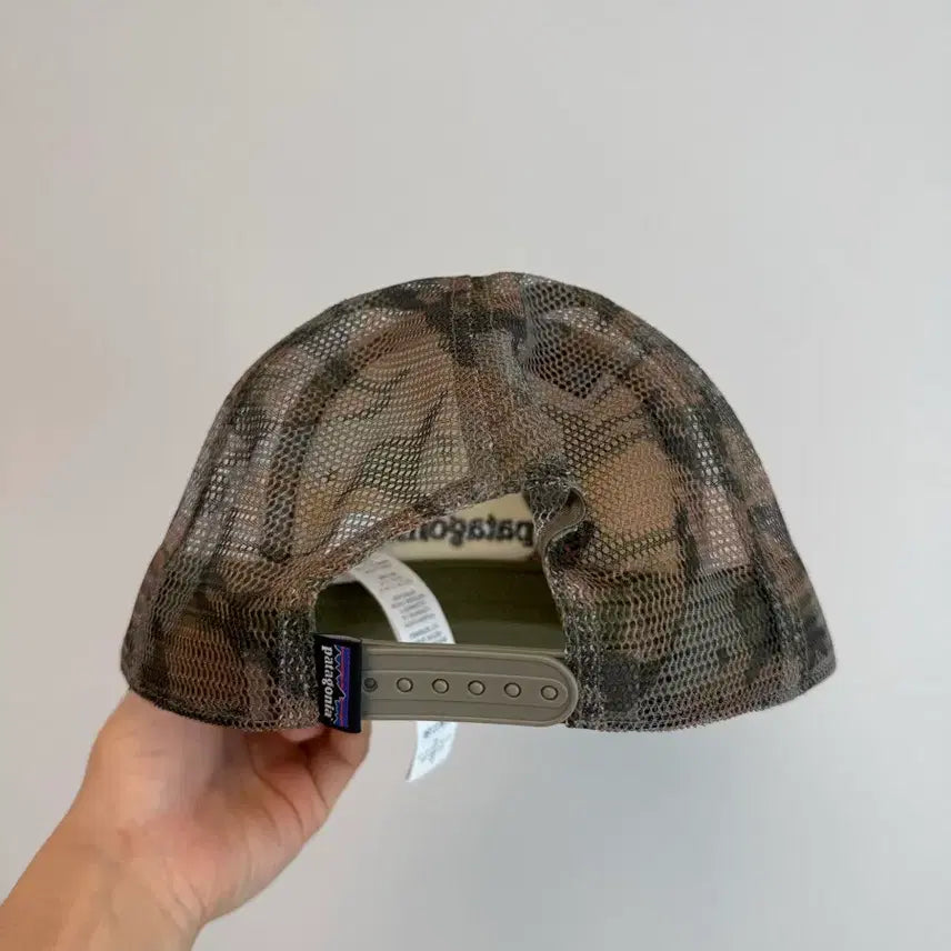 [BUNJANG] Patagonia Fish Logo Trucker Cap Khaki / 파타고니아 피쉬 로고 트러커 캡 카키