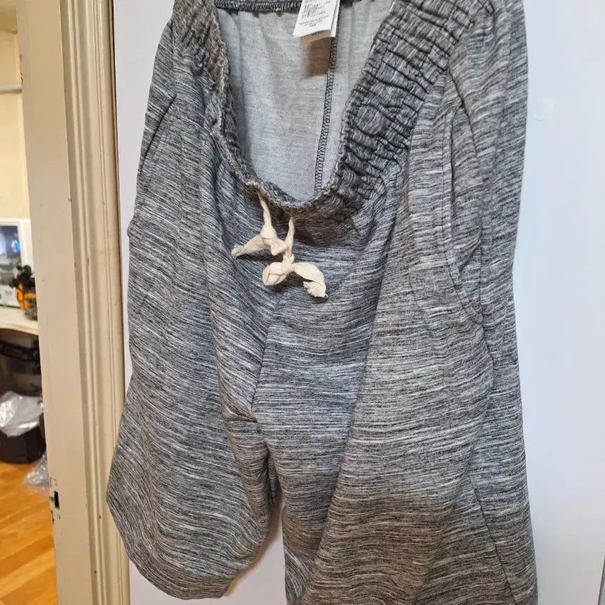 [BUNJANG] Human Made Heart Logo Gray Shorts / 휴먼메이드 하트 로고 반바지 그레이 새상품