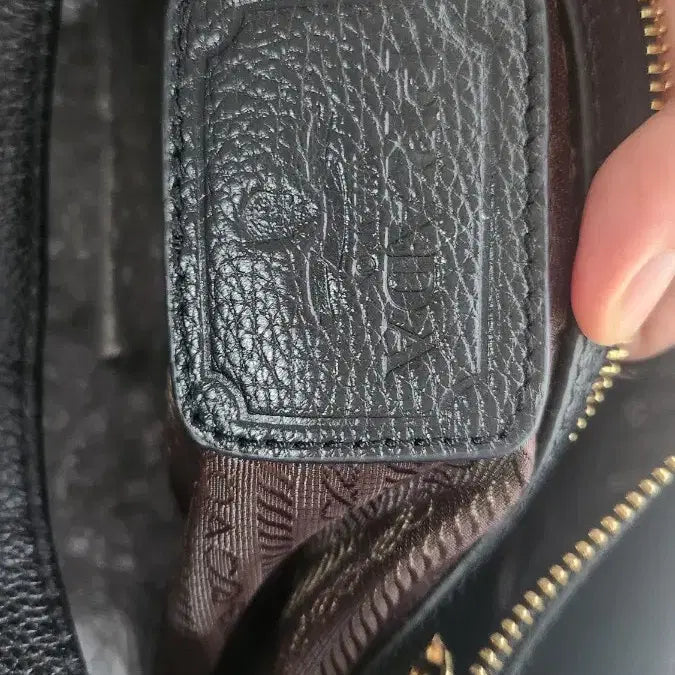 [BUNJANG] Prada Shoulder Bag / 프라다 가방
