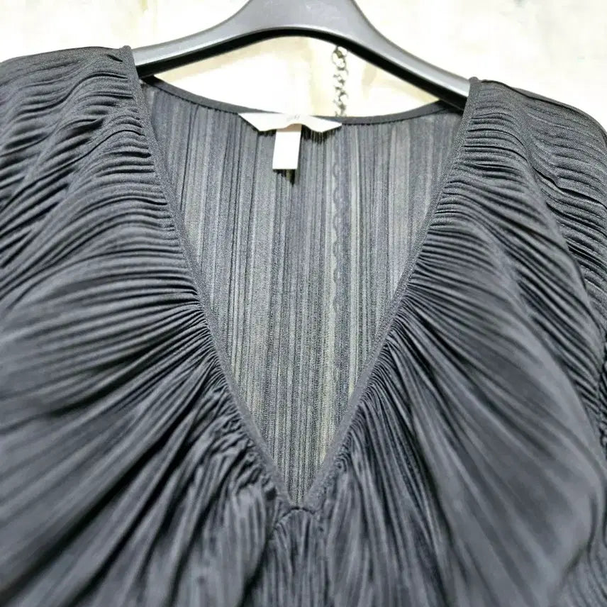 [BUNJANG] H&amp;M Pleated Dress / H&amp;M플리츠원피스