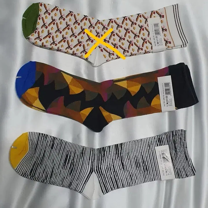 [BUNJANG] Bon Maison Abstract Pattern Socks / 옐로우 블루 화이트 블랙 겨자 꽃 스트라이프 추상화 본메종 양말