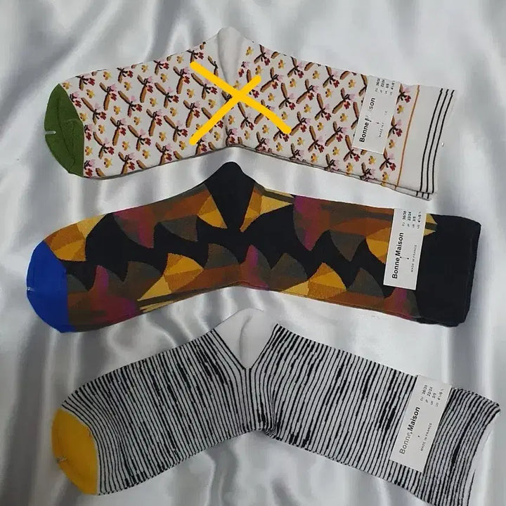 [BUNJANG] Bon Maison Abstract Pattern Socks / 옐로우 블루 화이트 블랙 겨자 꽃 스트라이프 추상화 본메종 양말