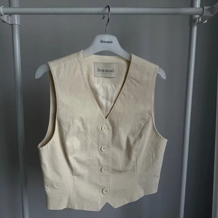 [BUNJANG] AVIE MUAH Vest and Pants Set / 아비에무아 베스트 팬츠 셋업