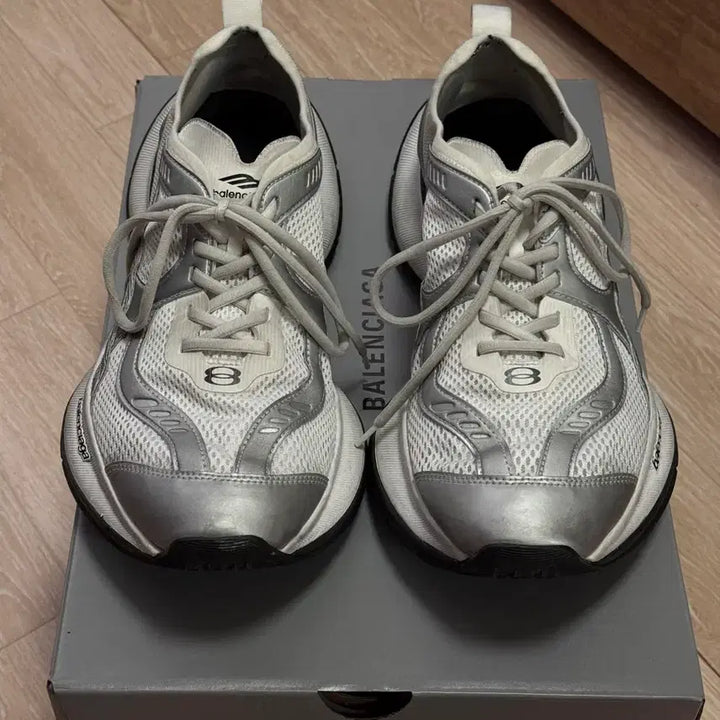[BUNJANG] Balenciaga Circuit Sneakers Silver Size 44 / 발렌시아가 서킷 스니커즈 실버 44사이즈