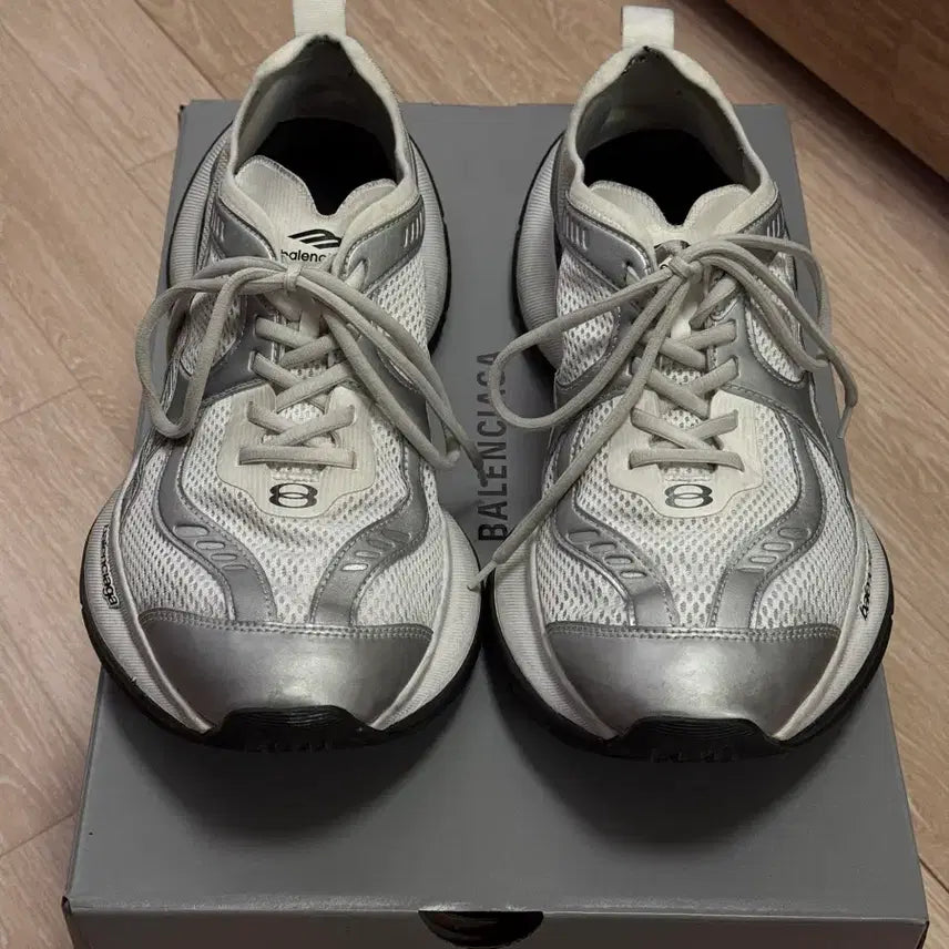 [BUNJANG] Balenciaga Circuit Sneakers Silver Size 44 / 발렌시아가 서킷 스니커즈 실버 44사이즈