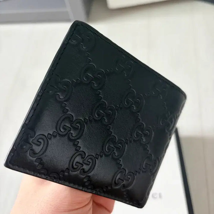 [SOLD OUT] 구찌 마몬트 남자 반지갑 팝니다 (블랙) 색상