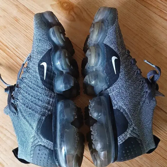 [BUNJANG] Nike Air VaporMax Flyknit Sneakers / 나이키 에어 베이퍼맥스 플라이니트 245mm