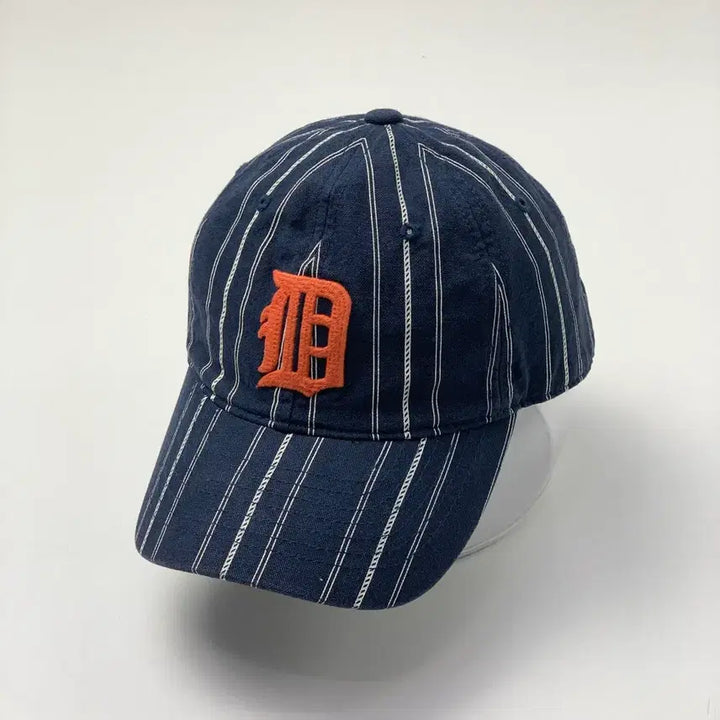 [BUNJANG] MLB Detroit Tigers Stripe Unisex Baseball Cap / [OS/정품] MLB 디트로이트 스트라이프 남여공용 볼캡