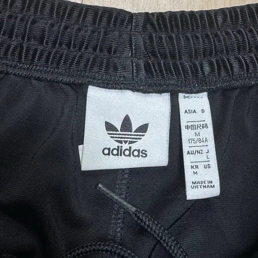 [BUNJANG] Adidas Shorts M / 아디다스 반바지 M
