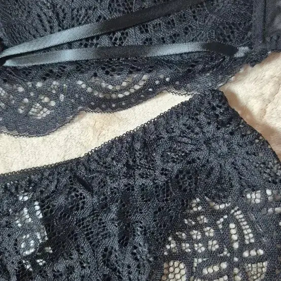 [BUNJANG] Black Lace Bra and Panty Set / 블랙 레이스브라+팬티세트(새상품)