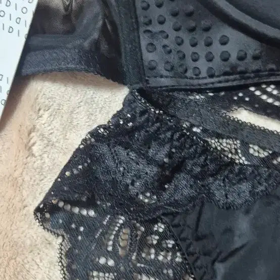 [BUNJANG] Black Lace Bra and Panty Set / 블랙 레이스브라+팬티세트(새상품)