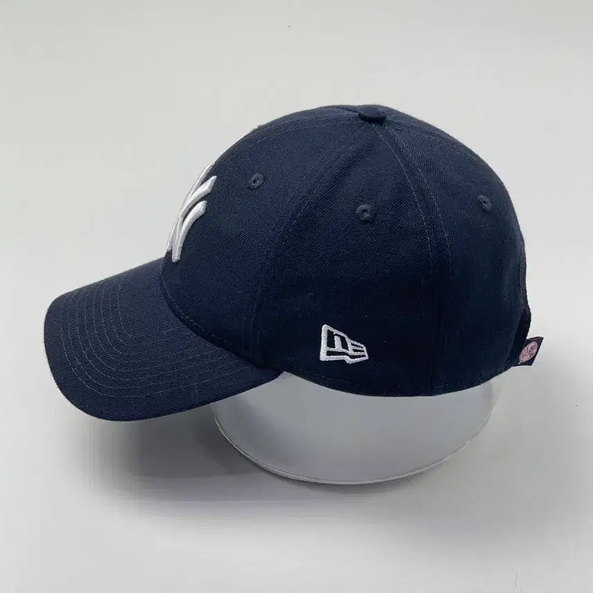 [BUNJANG] New Era New York Yankees Navy Embroidered Ball Cap / [OS/정품] 뉴에라 뉴욕 양키스 자수 네이비 볼캡