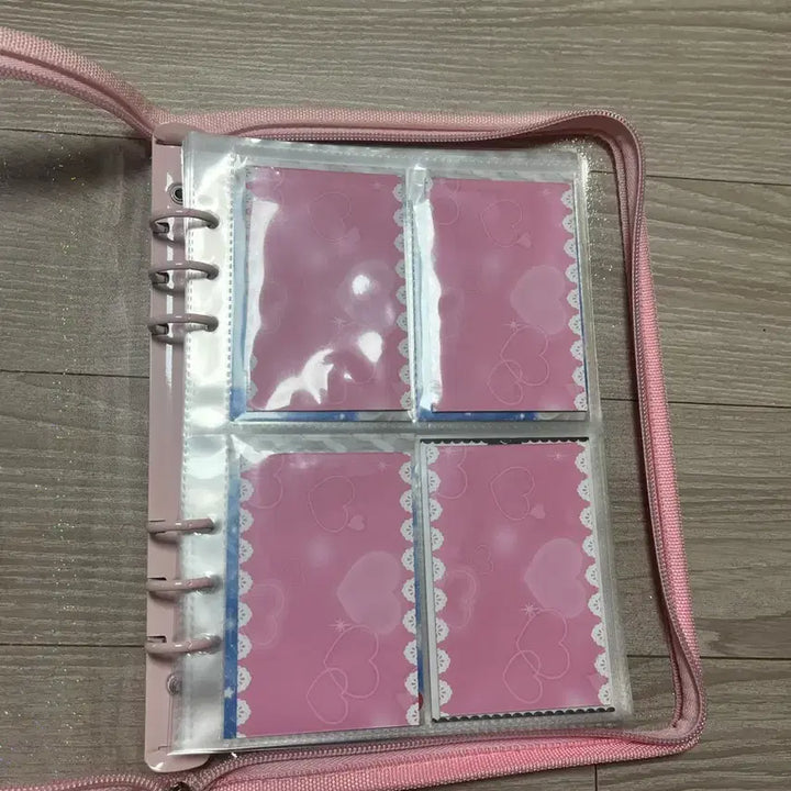 [SOLD OUT] 핑크 6공 지퍼 포카 바인더 양도