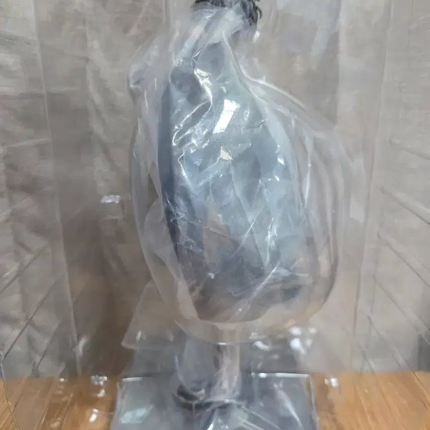 [SOLD OUT] 카도카와 다자이 오사무 1/7 스케일 피규어 (하자 있음)