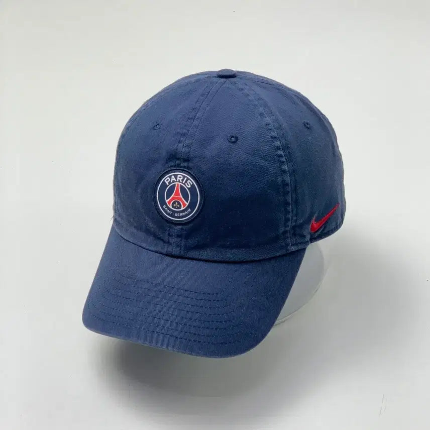 [BUNJANG] Nike Heritage86 Paris Saint-Germain Ball Cap / [OS/정품] 나이키 헤리티지86 파리생제르망 볼캡