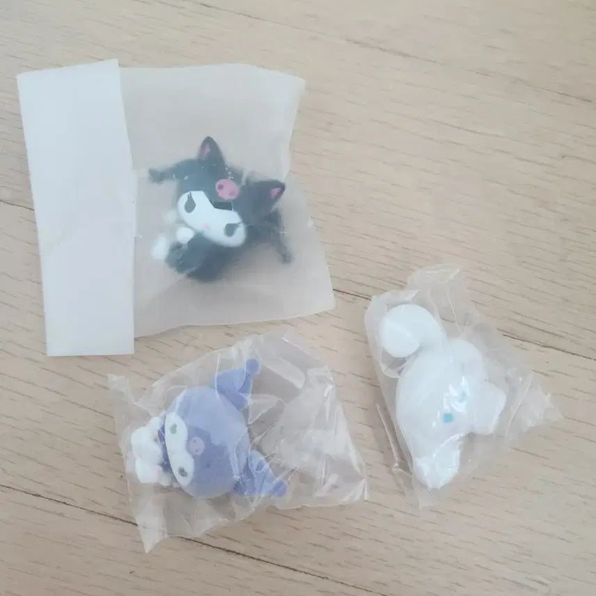 [BUNJANG] Sanrio Gacha Kuromi Cinnamoroll / 산리오 가챠 쿠로미 시나모롤