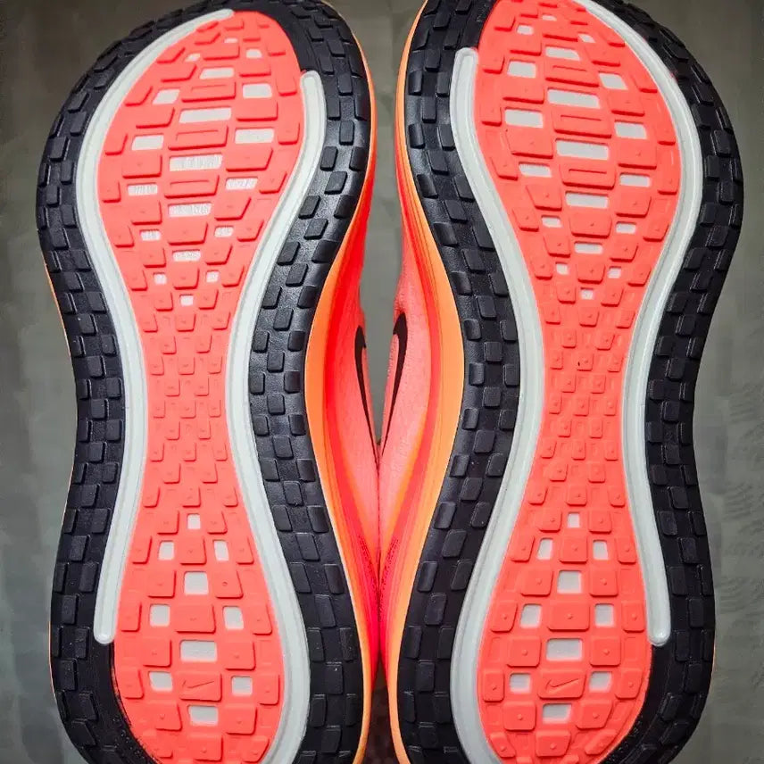 [BUNJANG] Nike Vomero Plus 285mm Running Shoes / 나이키 보메로 플러스 285mm