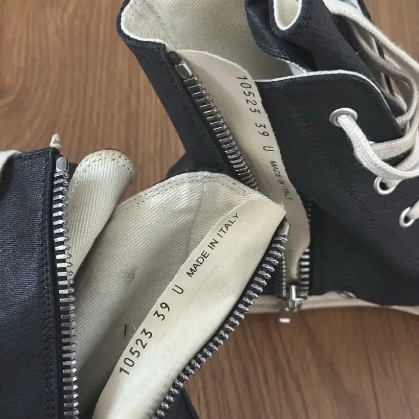 [BUNJANG] Rick Owens DRKSHDW Coated High-Top Sneakers Size 39 / 릭오웬스 다크쉐도우 코팅 하이탑 스니커즈 39