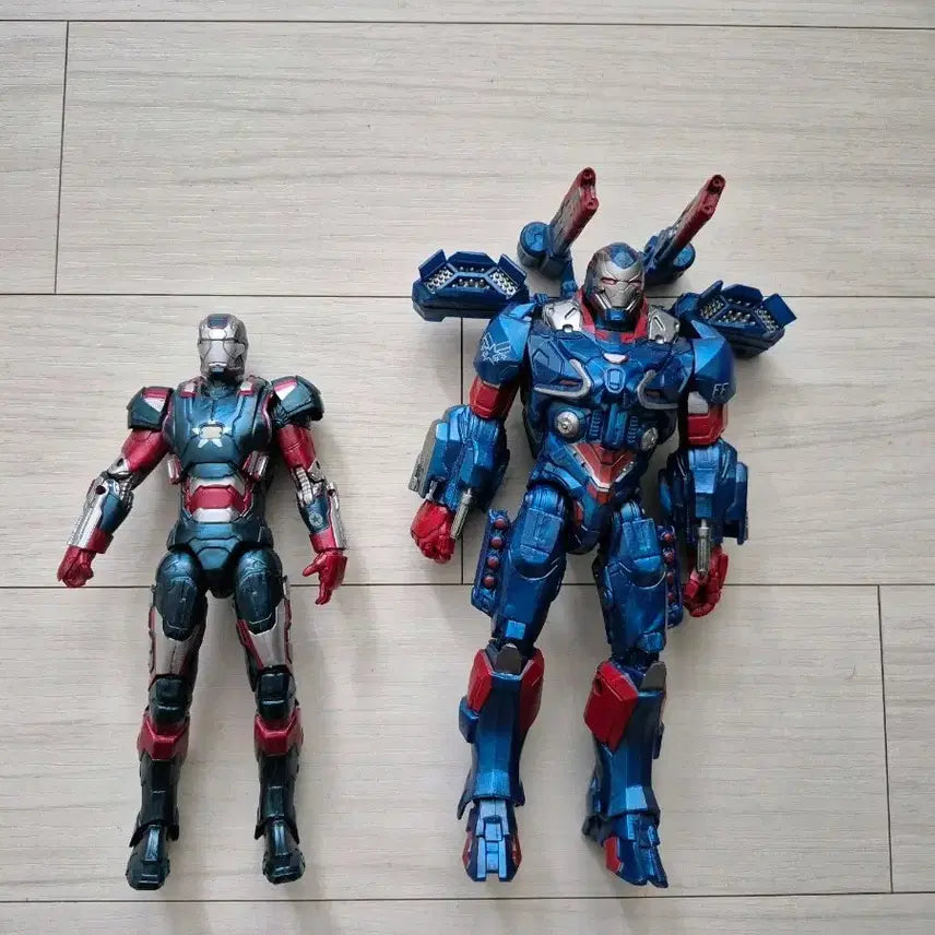 [BUNJANG] Marvel Legends Iron Patriot Mark 1 &amp; Mark 2 Bundle Set Action Figures / 일괄)마블레전드 아이언 패트리어트 마크1 &amp; 마크2 마블 피규어 아이언맨