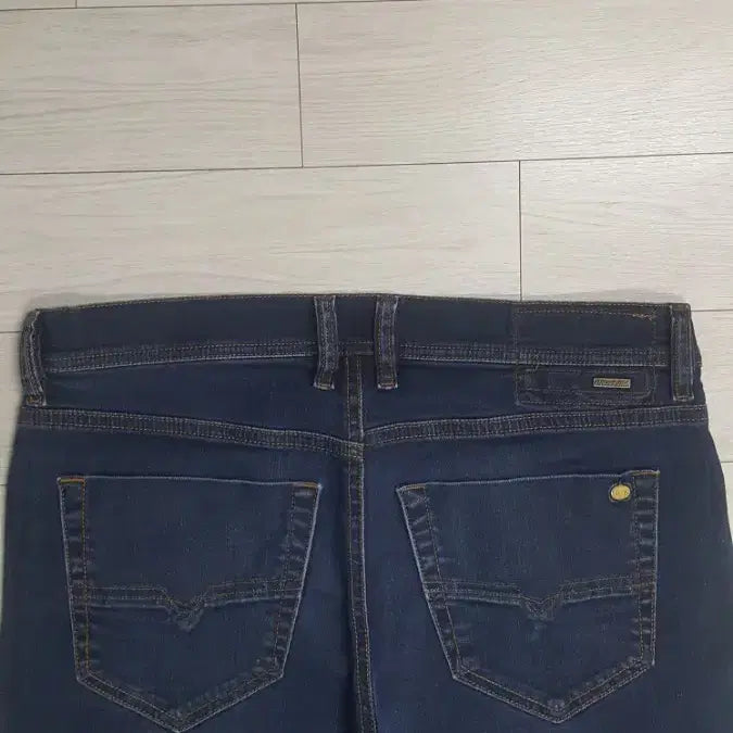 [BUNJANG] DIESEL 디젤(사방스판) TEPPHAR 32인치(No.58)이태리판! / DIESEL 디젤(사방스판) TEPPHAR 32인치(No.58)이태리판!