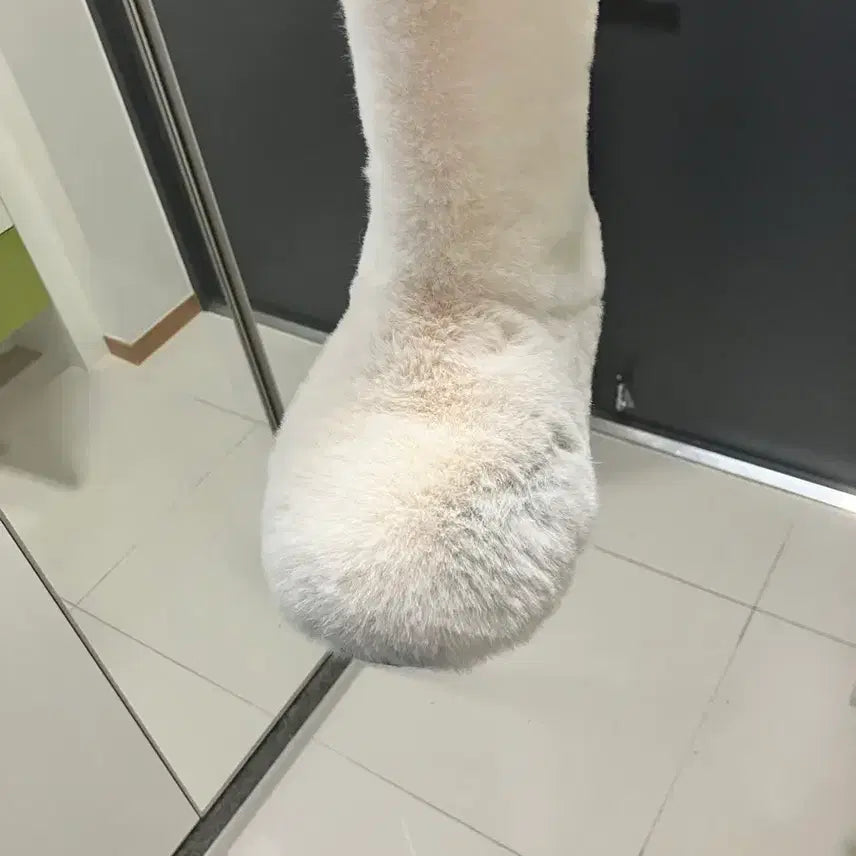 [BUNJANG] Mink Fur Long UGG Boots Ivory / 밍크 퍼 롱 어그 부츠 아이보리 털 부츠 에이블리