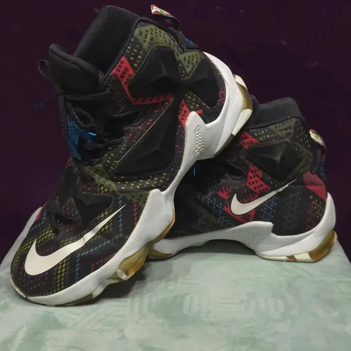 [BUNJANG] Nike LeBron 13 BHM Edition Basketball Shoes Size 275 / 나이키 르브로13 BHM 에디션 농구화 275